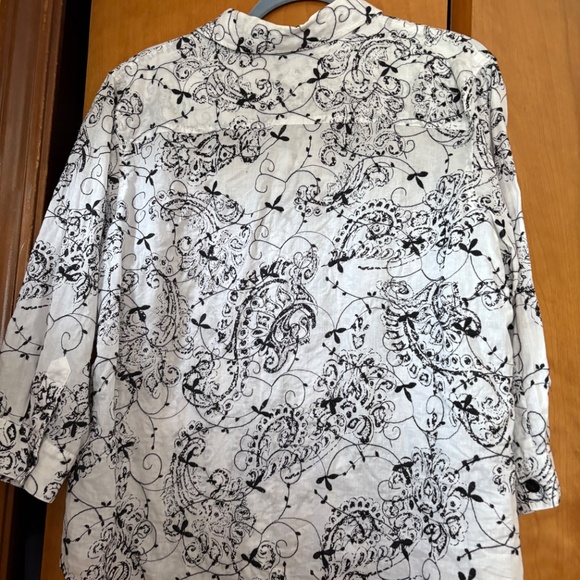 Chicos size 4 black and white top - Picture 2 of 2